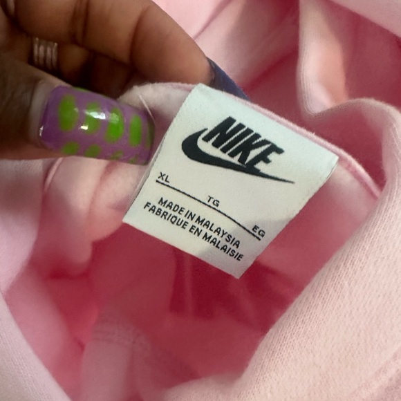 Nike hoodie & pants - Picture 3 of 3